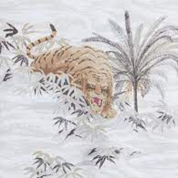 All Saints White Short Sleeve Tee with Tiger 🐅 Design - Picture 5 of 9